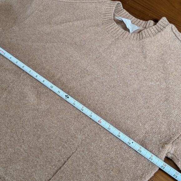 Everlane Tan Long Sleeve Classic Crew Neck Cropped Sweater, size M - Picture 5 of 8